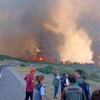 Başkan Bozbey, “Yangının 6 farklı bölgede bir anda başlamış olması düşündürücü”